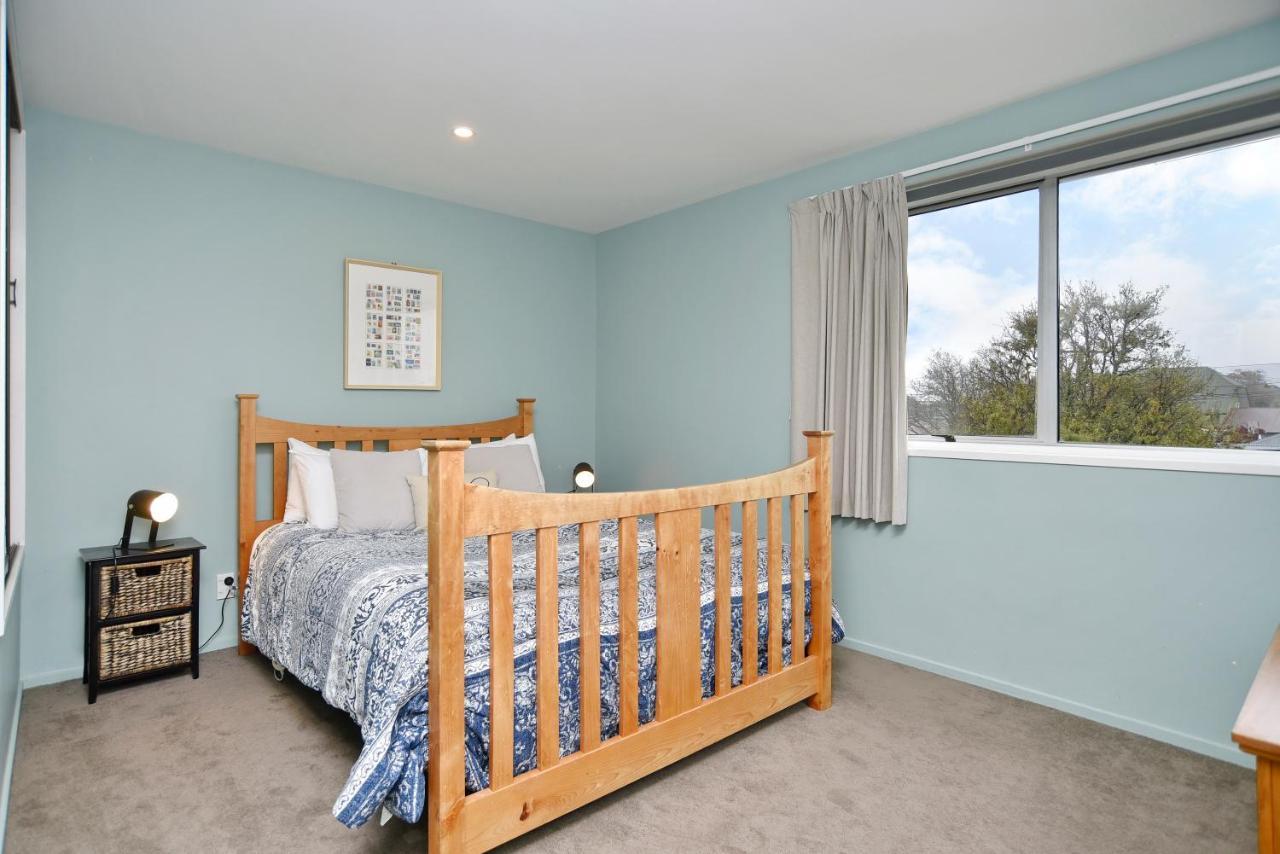 Charlesworth Villa - Christchurch Holiday Homes ภายนอก รูปภาพ